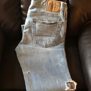 Abercrombie & Fitch Men's Relaxed Blue Jeans